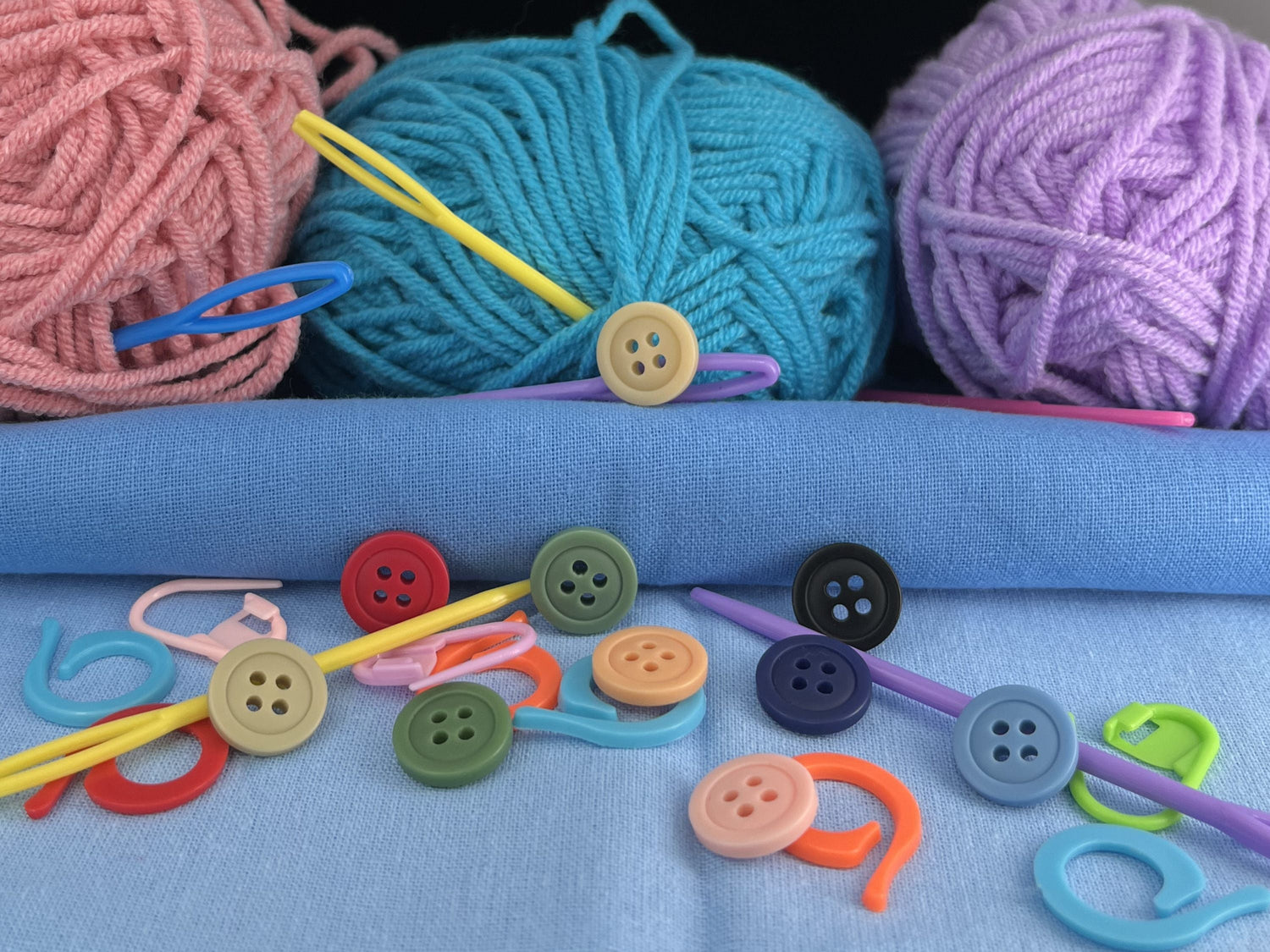 Uni Colored Buttons, Recycled Plastic, Neutral and Vibrant mix