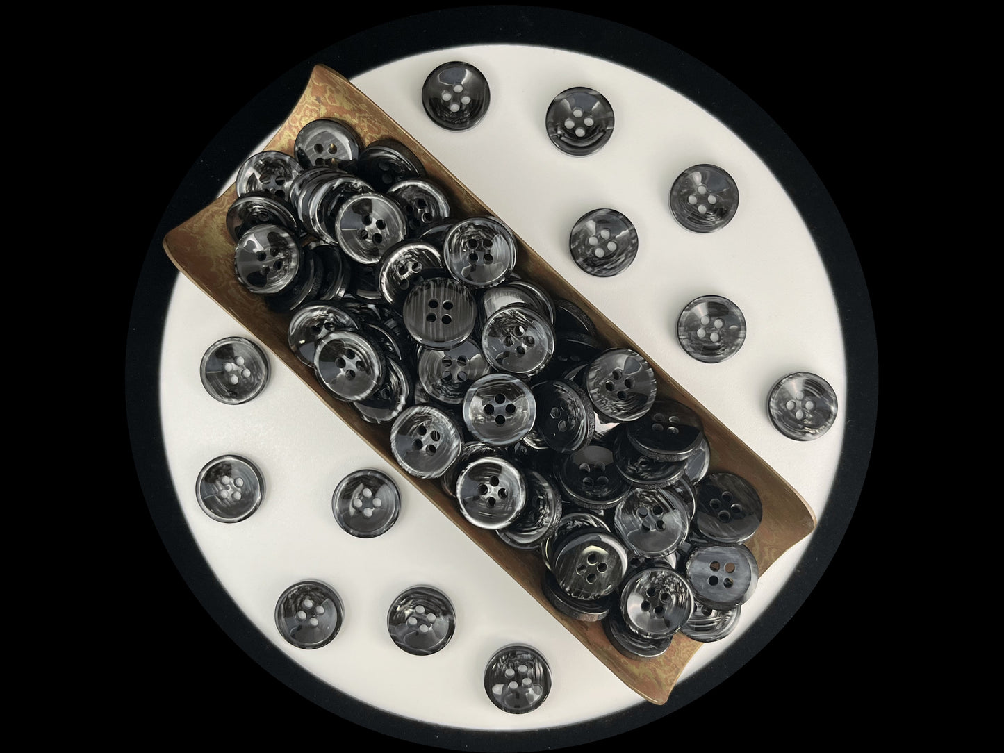 Schwarze Perlenimitat-Knöpfe, 11,5mm & 15mm (18L & 24L), neutrale & dunkle Töne 4-Loch zum Annähen für Hemden, Hosen, Blusen, Kleider & Bastelarbeiten