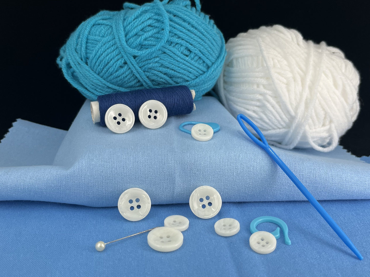 Weiße Perlenimitationsknöpfe, 11,5 mm & 15 mm (18L & 24L), neutrale & dunkle Farbtöne, 4-Loch zum Annähen für Hemden, Hosen, Blusen, Kleider & Bastelarbeiten