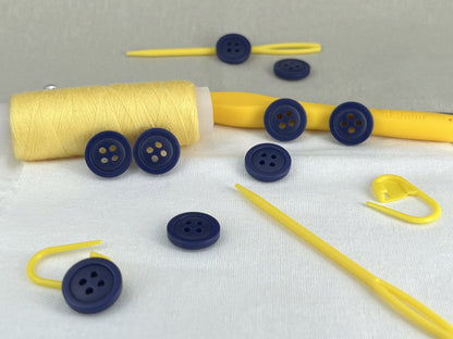 Dunkelblaue Knöpfe, recycelter Kunststoff, 12,7 mm (20L). 4-Loch zum Annähen für Hemden, Hosen, Blusen, Kleider, Röcke, Bekleidung, Kinderkleidung