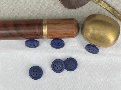 Dunkelblaue Knöpfe, recycelter Kunststoff, 12,7 mm (20L). 4-Loch zum Annähen für Hemden, Hosen, Blusen, Kleider, Röcke, Bekleidung, Kinderkleidung