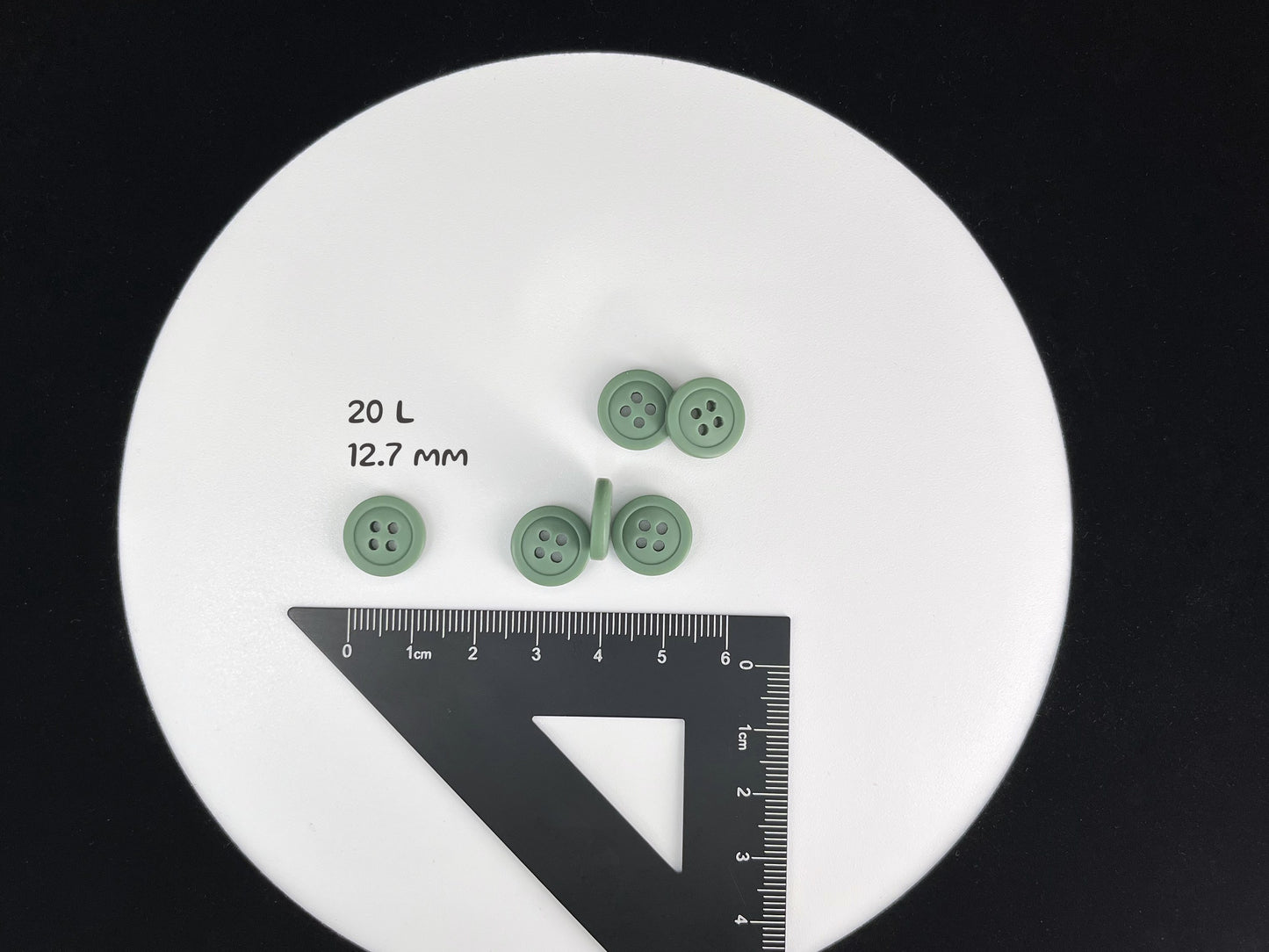 Premium grüne Knöpfe, recycelter Kunststoff, 12,7 mm (20L). 4-Loch Annähknöpfe für Hemden, Hosen, Blusen, Kleider, Röcke, Bekleidung, Kinderkleidung